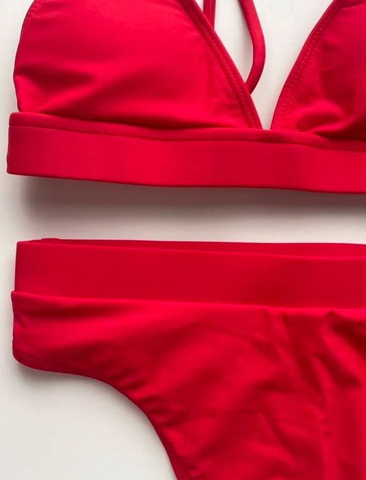 Бански с висока талия