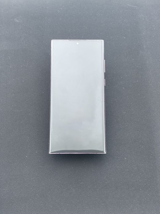 Samsung Galaxy S22 Ultra  256 GB ID-kjy520