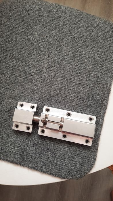 Задвижка шпингалет дверной