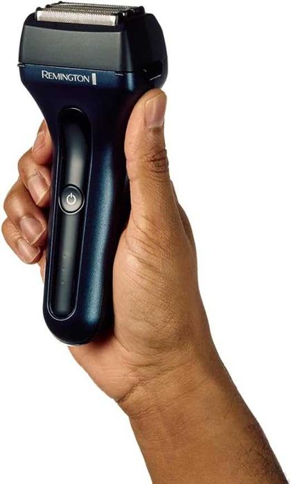 Електрическа самобръсначка Remington F7, титаниева, за мокро и сухо
