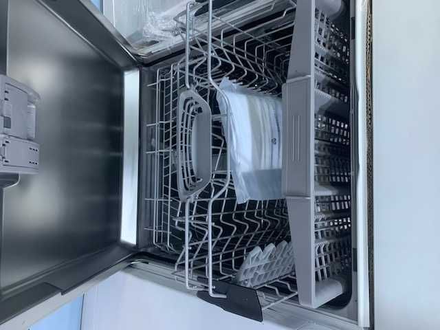 Vand masina de spalat vase Bosch 1290 lei