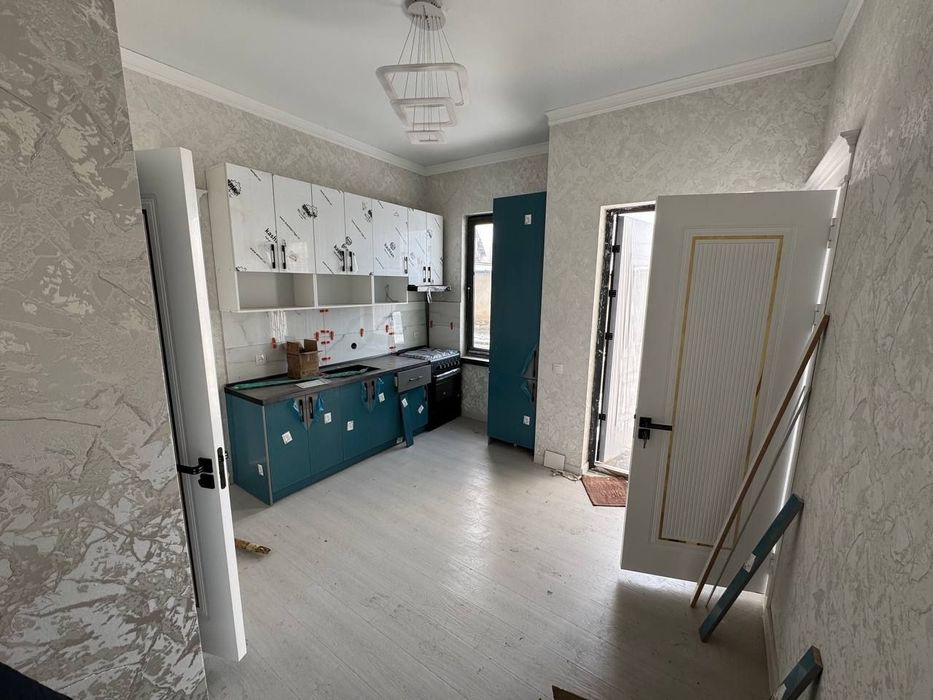 Продаётся дом. 0.8 соток