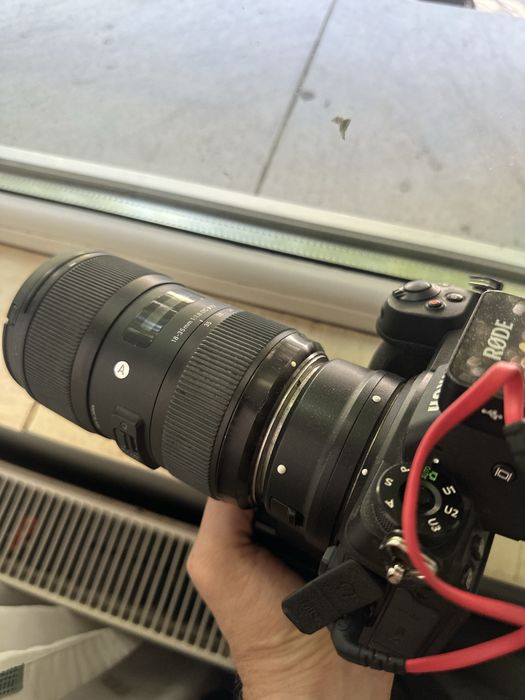 Nikon Z6  cu obiectiv nikon Z 24-200 S-line