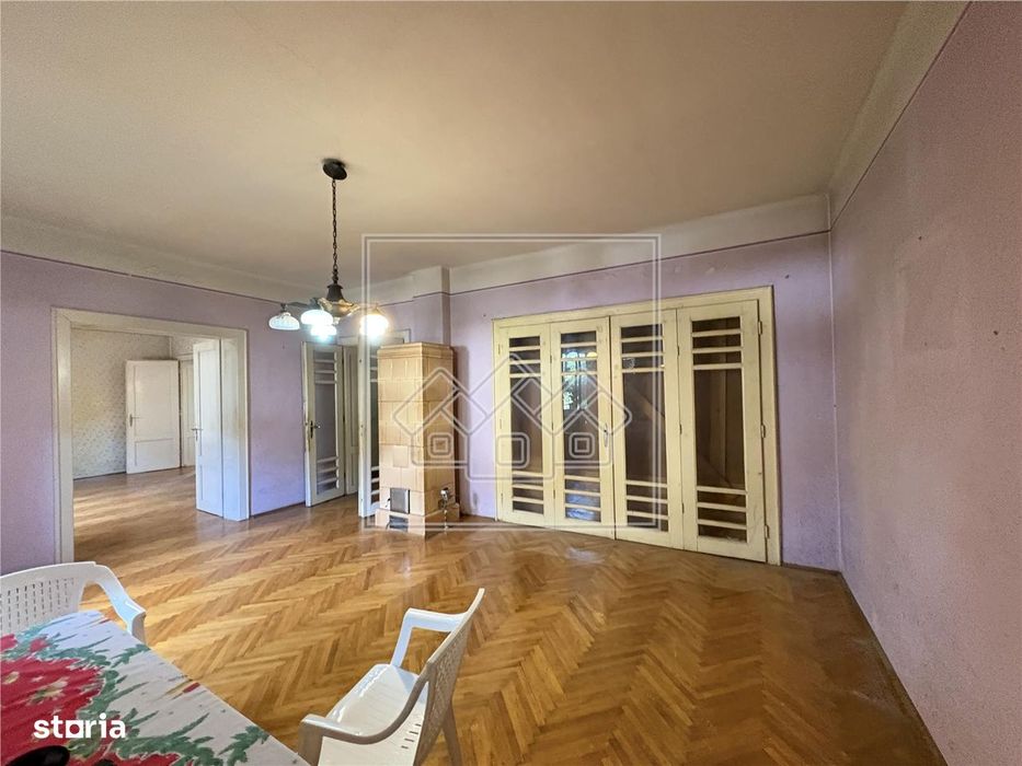Casa tip duplex pe Calea Dumbravii, teren de 425 mp, 120 mp utili
