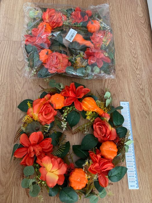 Лот кошници, лот саксии, лот венци