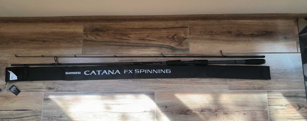 Продавам сет за спининг риболов. Макара Shimano Miravel 3000HG + въдица Shimano Catana 269mm/10-30g
