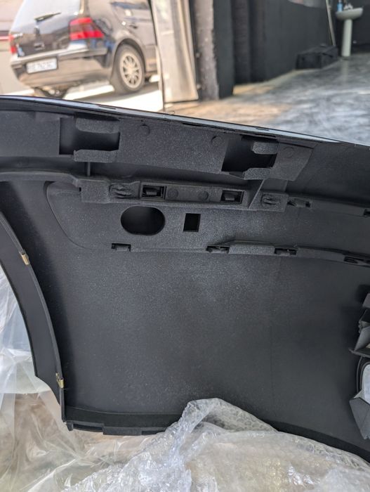 Продаю новый бампер Volkswagen Passat b5