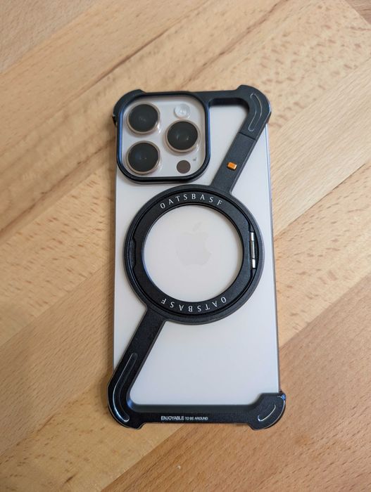 Husă iPhone 16 Pro Max inedită, cu marginile libere, inel, metalică