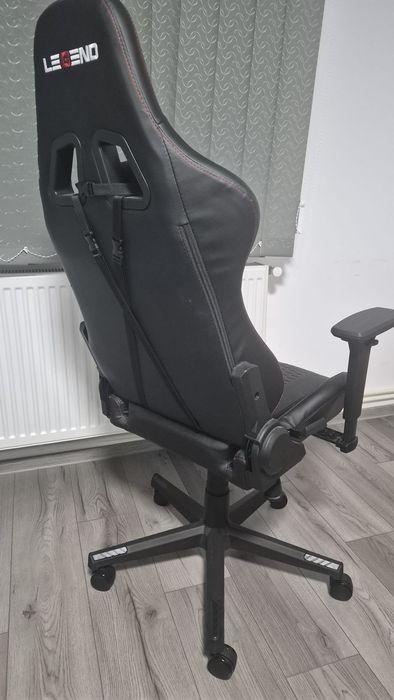 Vand scaun  gaming Legeng!
