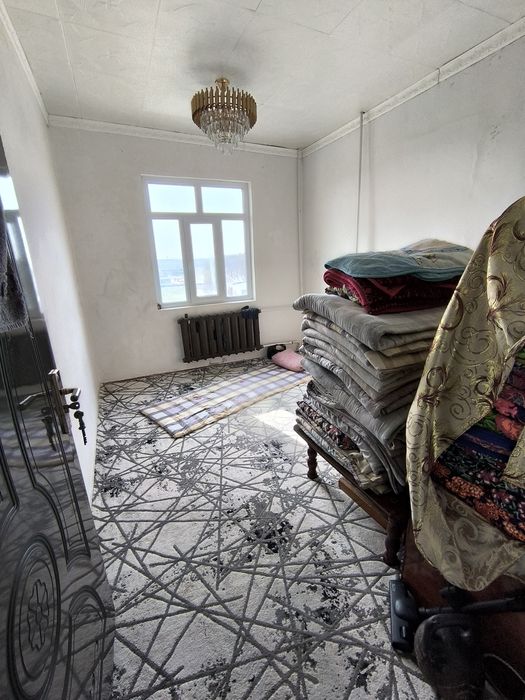 2 х комнатную квартиру Сергели Спутнике 4. 7/9  площадь 60 м² бл.1*5