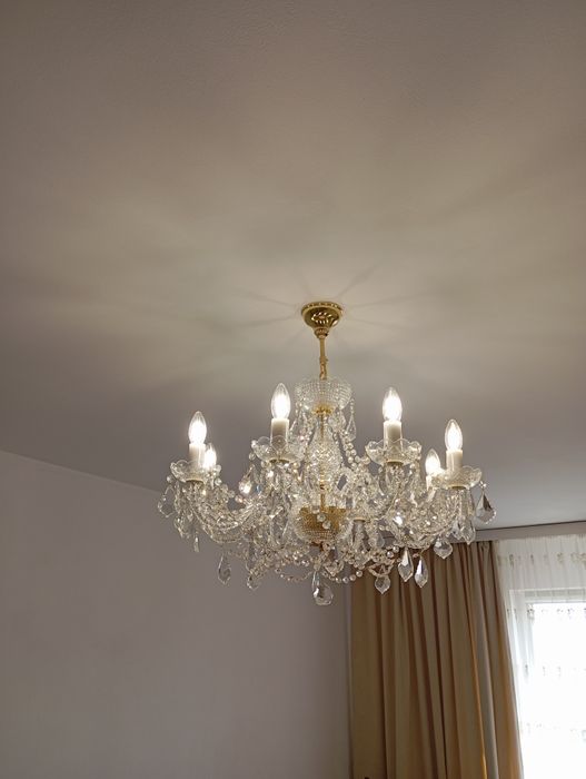 Хрустальная люстра