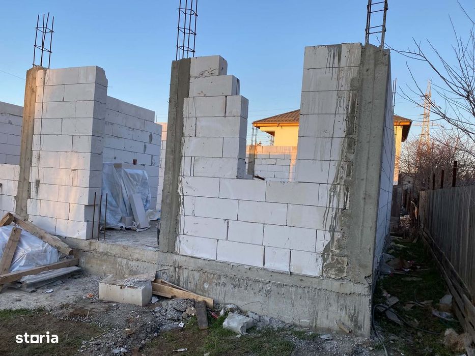 Teren de vanzare cu constructie partiala