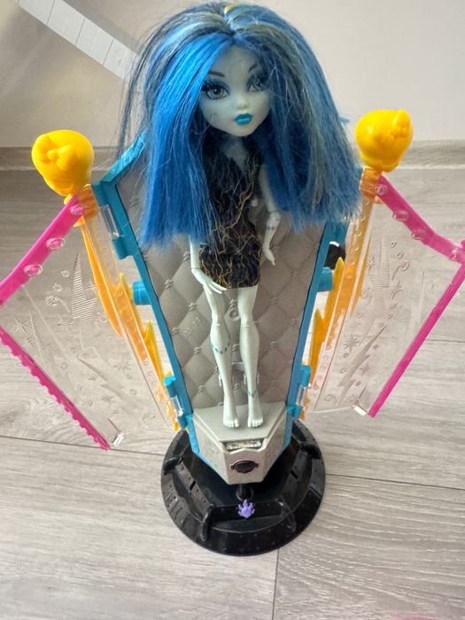 Monster high кукли