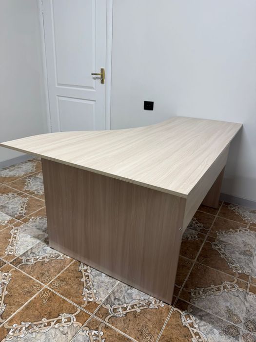 Продам два стола