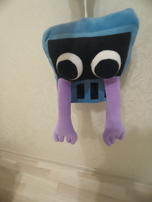 Продаю игрушку радужные Друзья