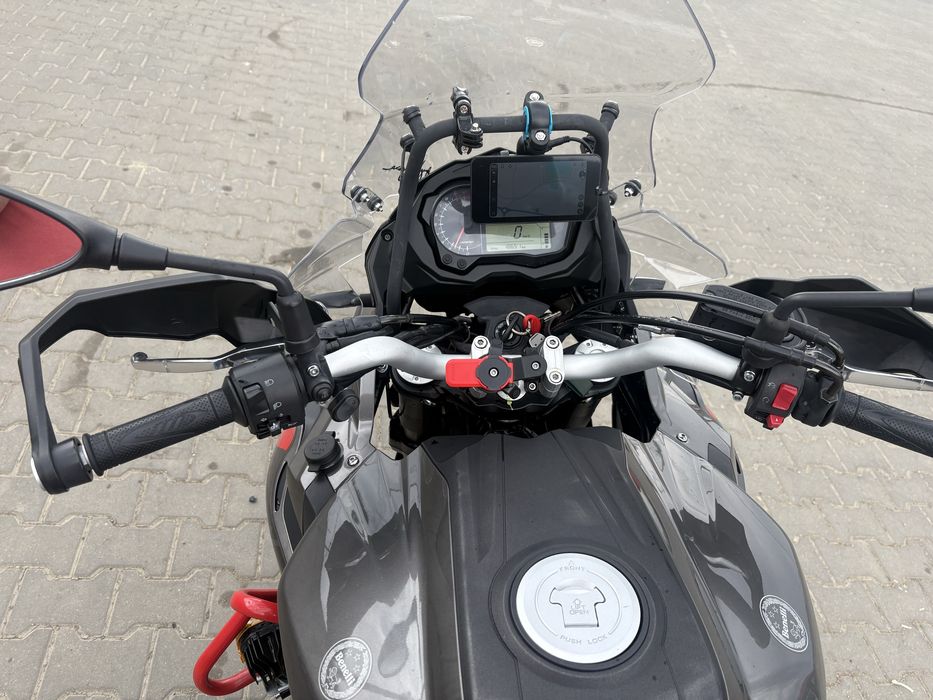 Moto A2 Benelli TRK 502x