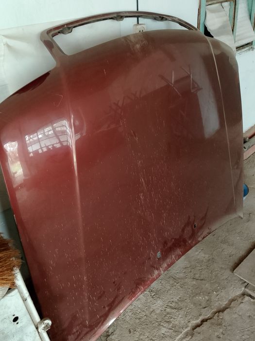 Капот от ауди с4