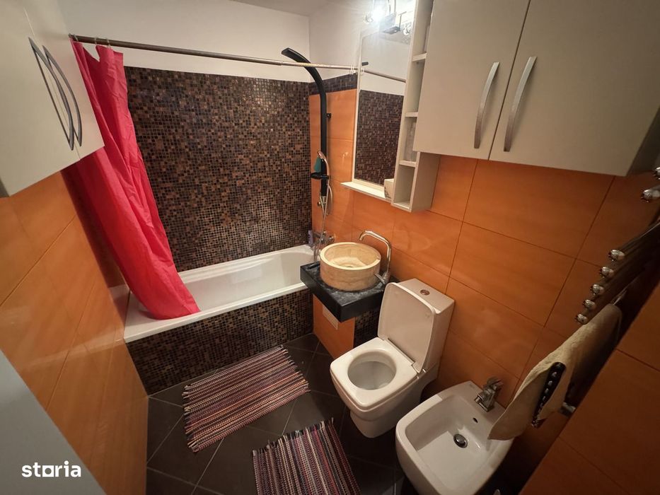 Apartament 3 camere Renovat zona Casa de Cultura - Balada cu Centrala