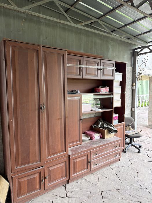 Сервант, шкаф, шифонер!