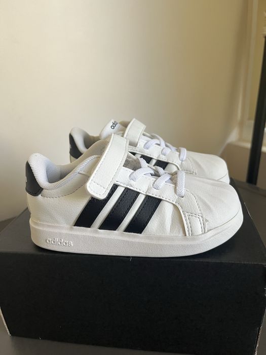 Adidasi Adidas baiat