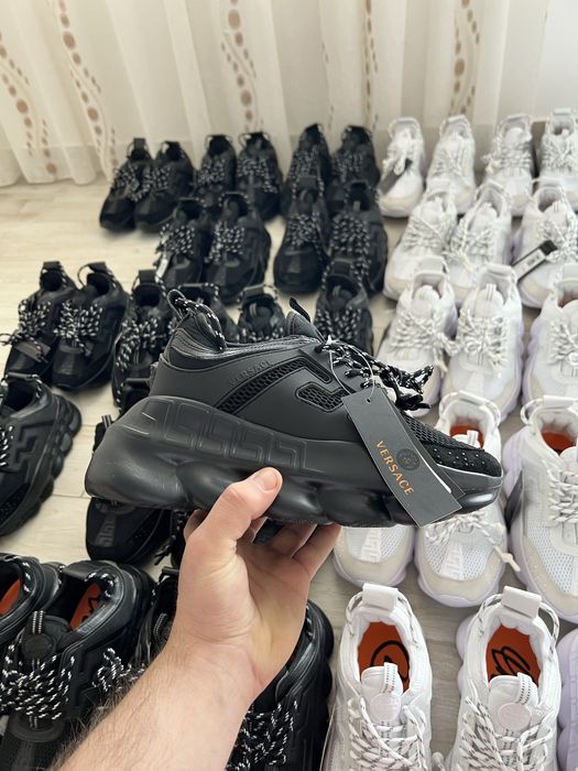 Versace Chain Reaction Noi Negru Alb