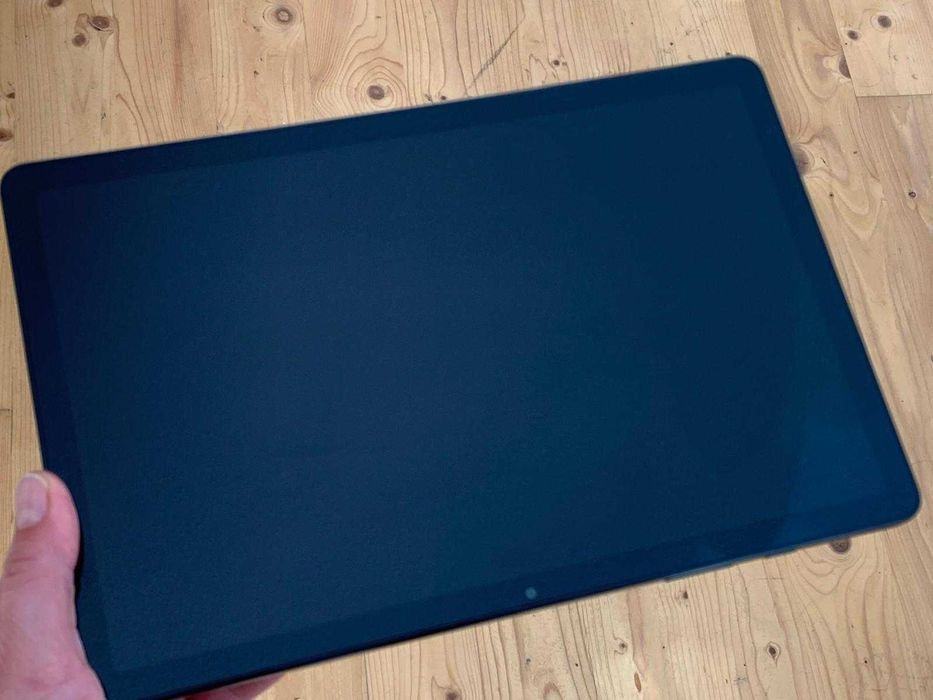 Vând tabletă nouă Samsung Galaxy A9+