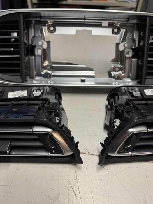 Grile ventilatie aerisire peugeot 308