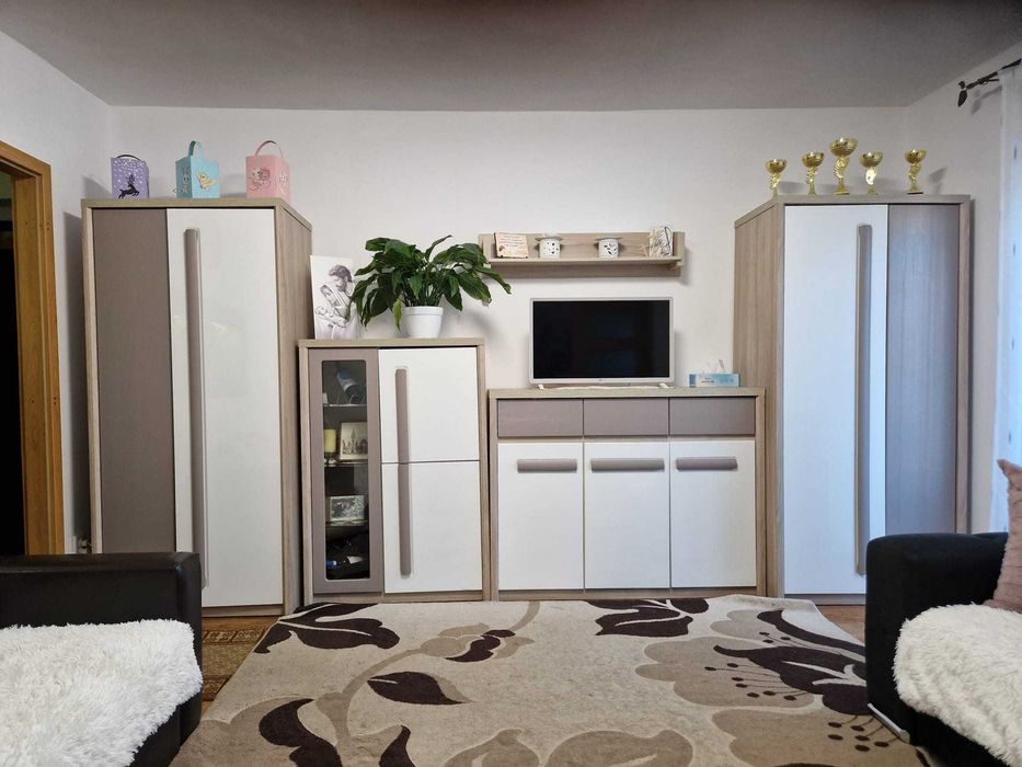 Apartament 3 camere, Micro 16, etaj 1