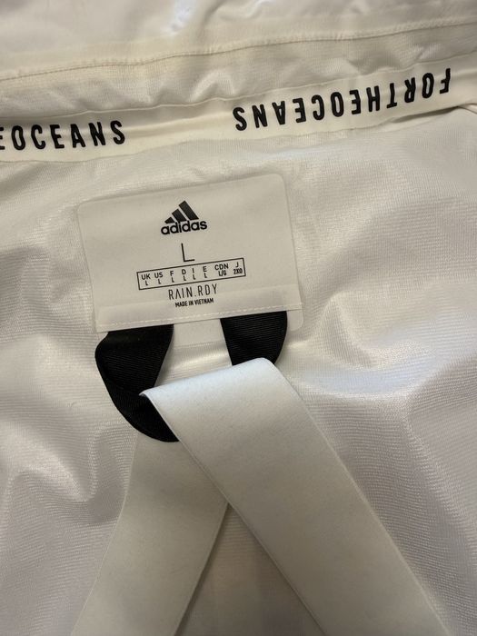 Geaca Adidas x Parley