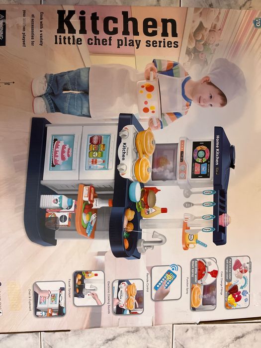 Нова детска кухня с течаща вода, светлини и звуци