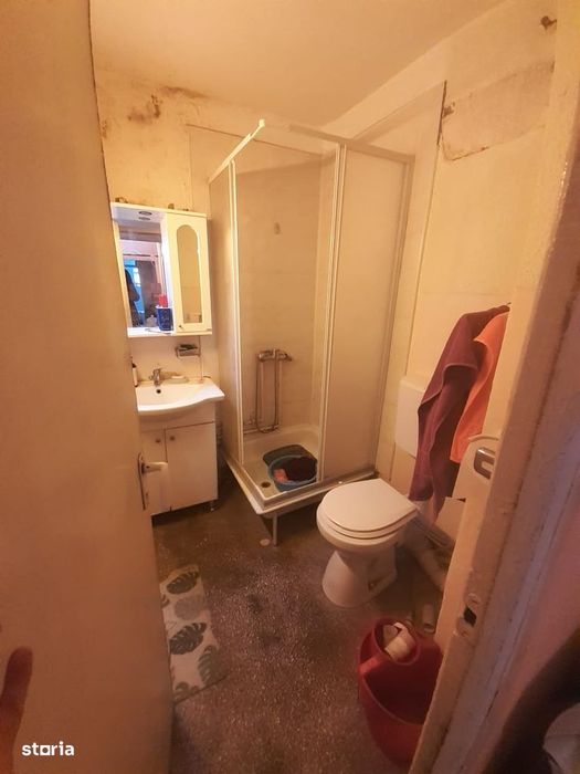 Apartament 4 Camere Decomandate, 80 mp, 2 Balcoane, etaj Intermediar,