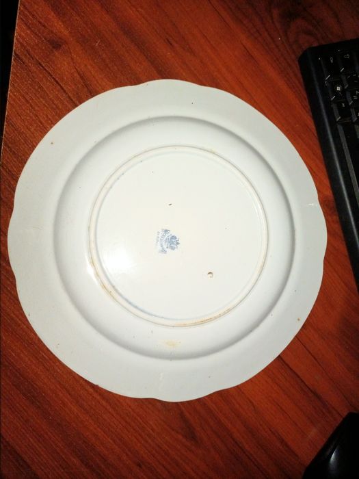 Продам тарелку кузнецов