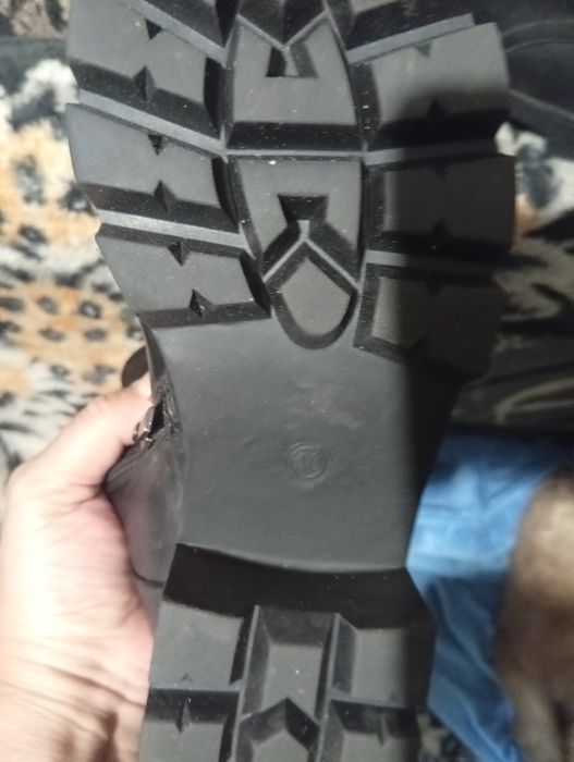 Обувь продается !!