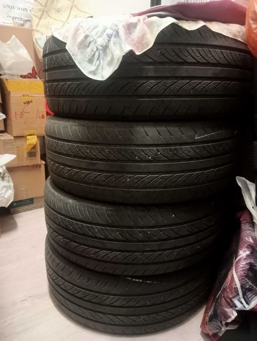 Шины летние 235-50-R19