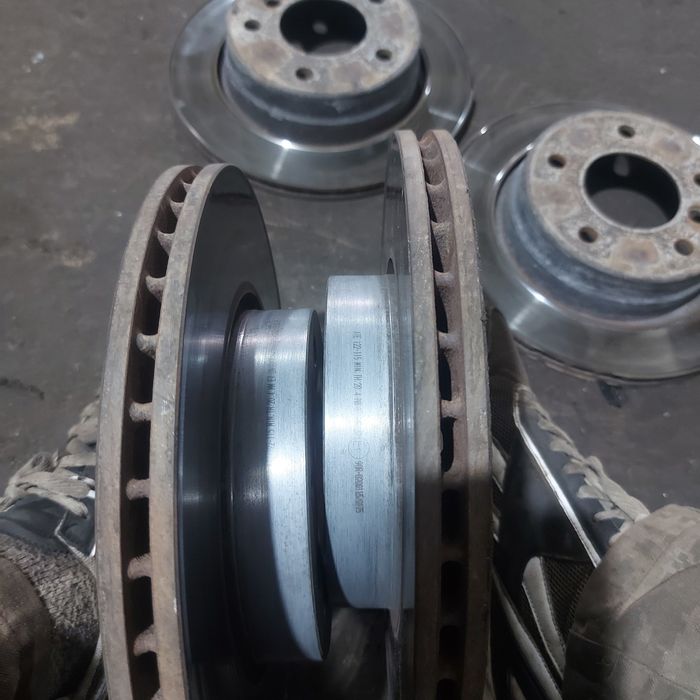 Продам диски тормозные