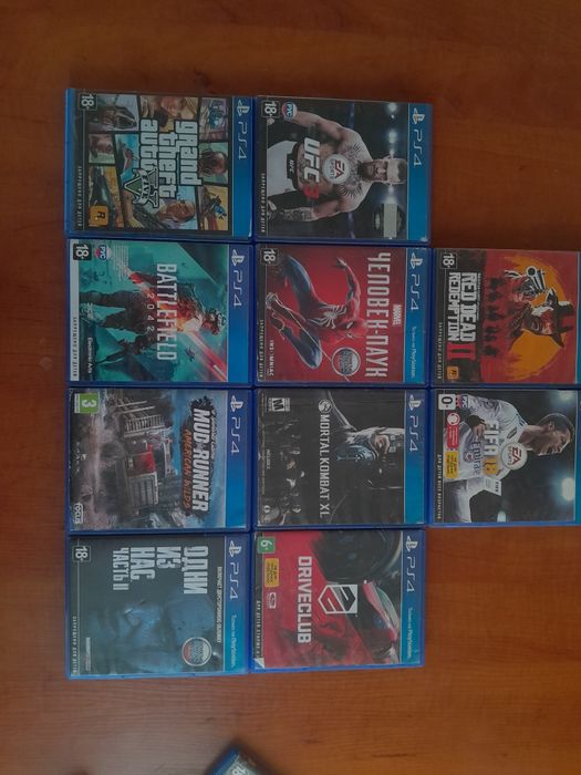 Playstation 4 slim с 10+ играми