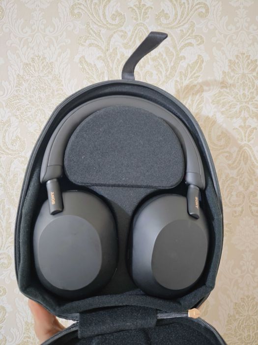 наушник Sony XM5  ползовал 1месяц (отличный состояние) полный комплект