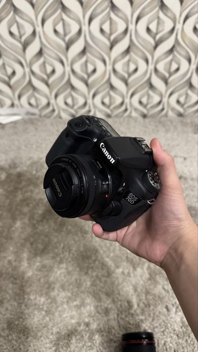 Фотокамера Canon 70D