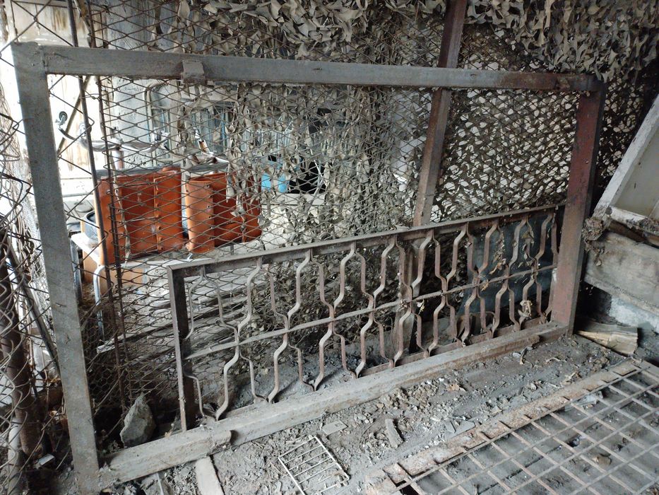 Железная дверь н