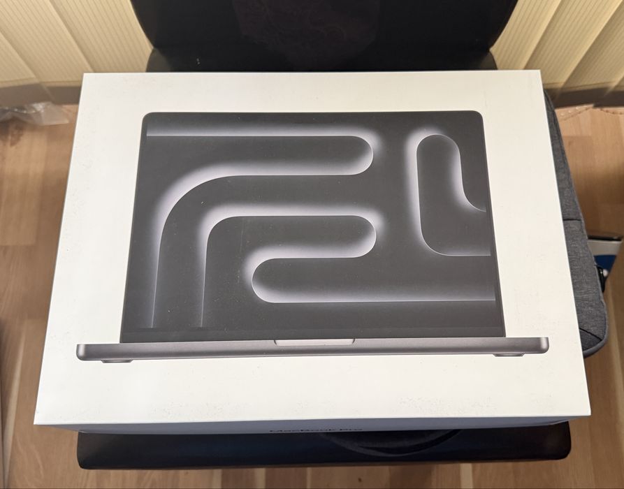 MacBook Pro 14” с Apple M4 Pro, 24GB RAM, 512GB SSD — снимка 1