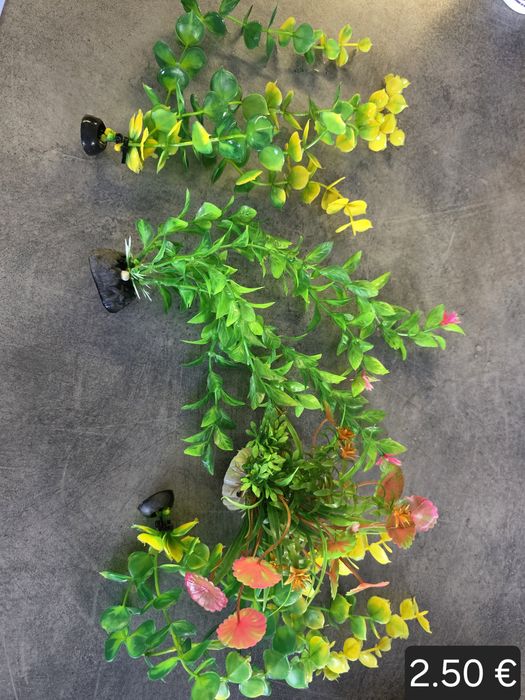 Декорации за аквариум