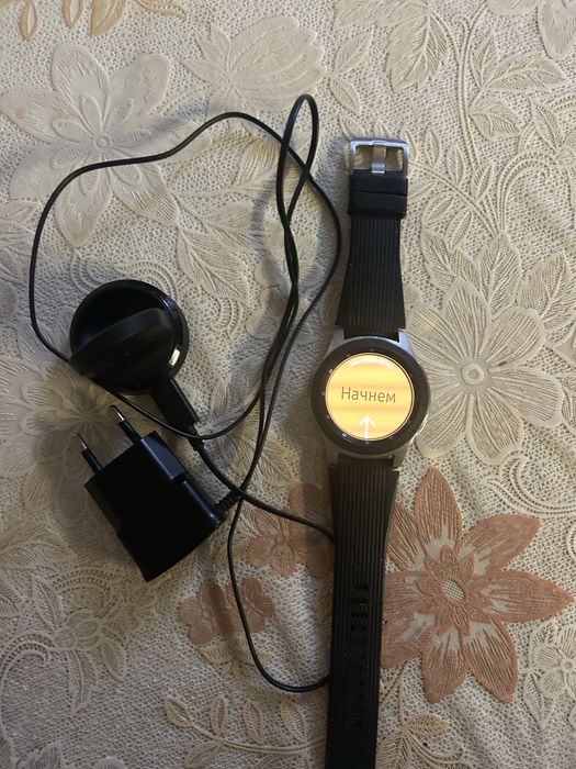 Часы Samaung galaxy watch