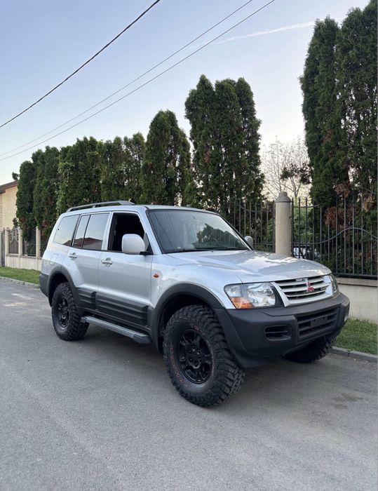 Mitsubishi 3.2 D  AUTOUTILITARĂ