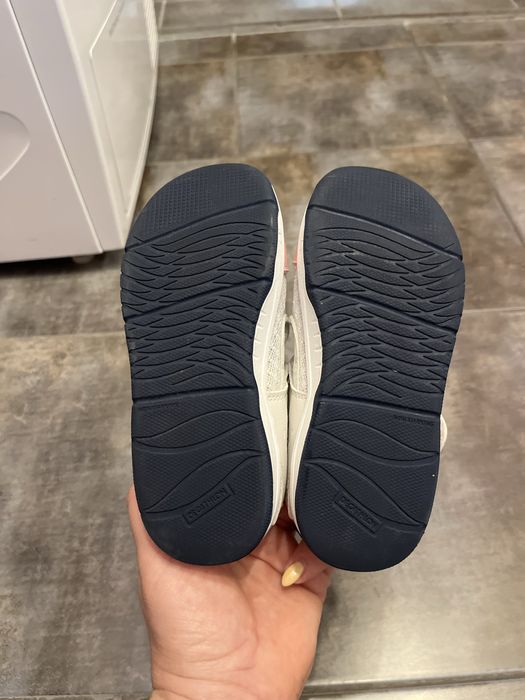 Маратонки  28 ми размер