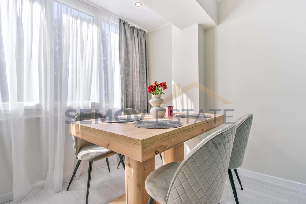 Продава се Тристаен апартамент в Бургас, Славейков - 62 кв.м за 2952 €/кв.м - Снимка #2