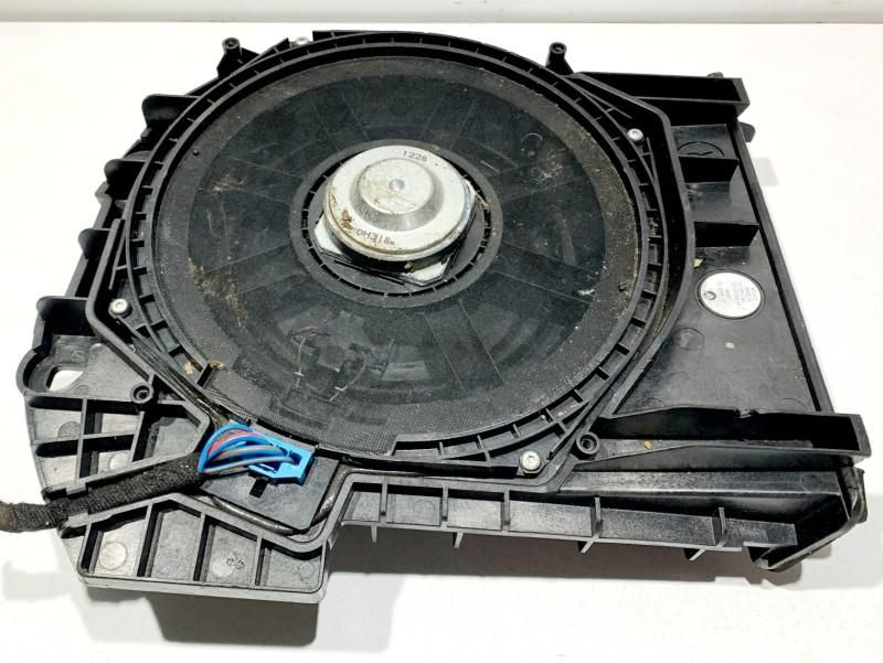 Subwoofer dreapta fata BMW Seria 5 F10 9195200 Berlina