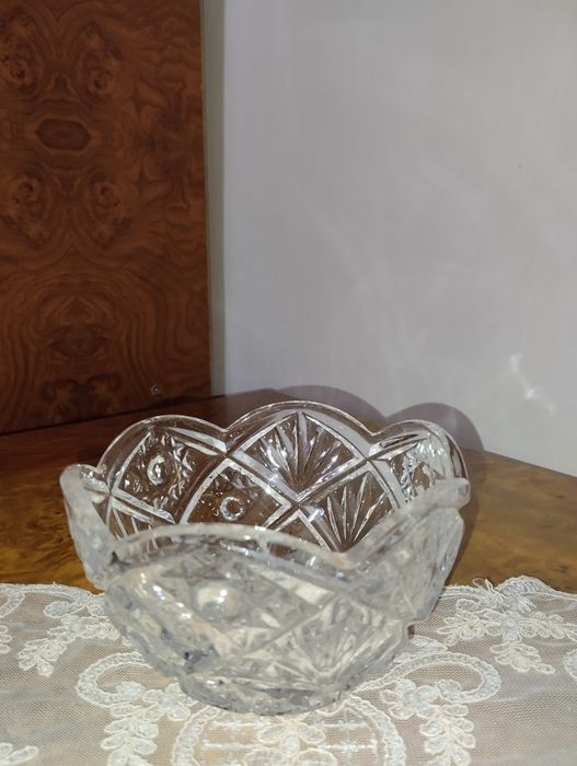 Хрустальная ваза