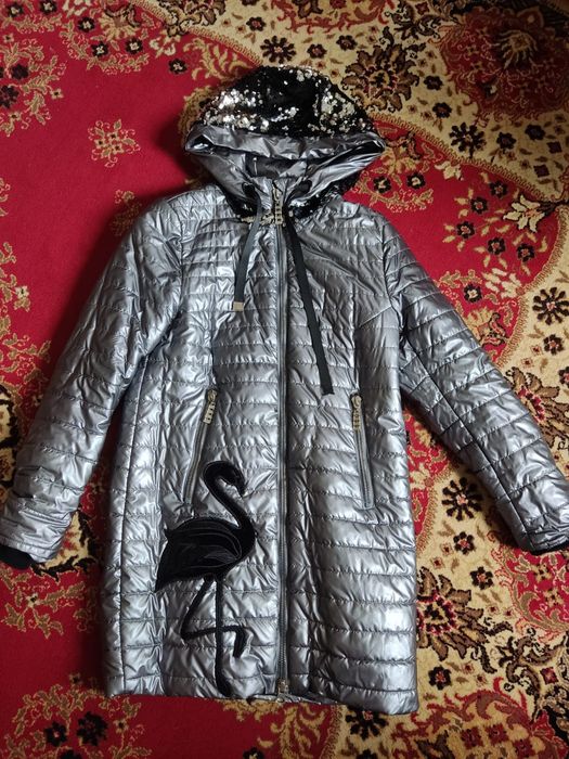 Весенняя куртка на девочку