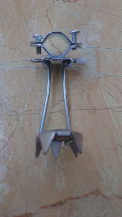 Патерица и за ЗИМНИ  условия  SWEEICO made in SWEDEN  . Бастун  универ