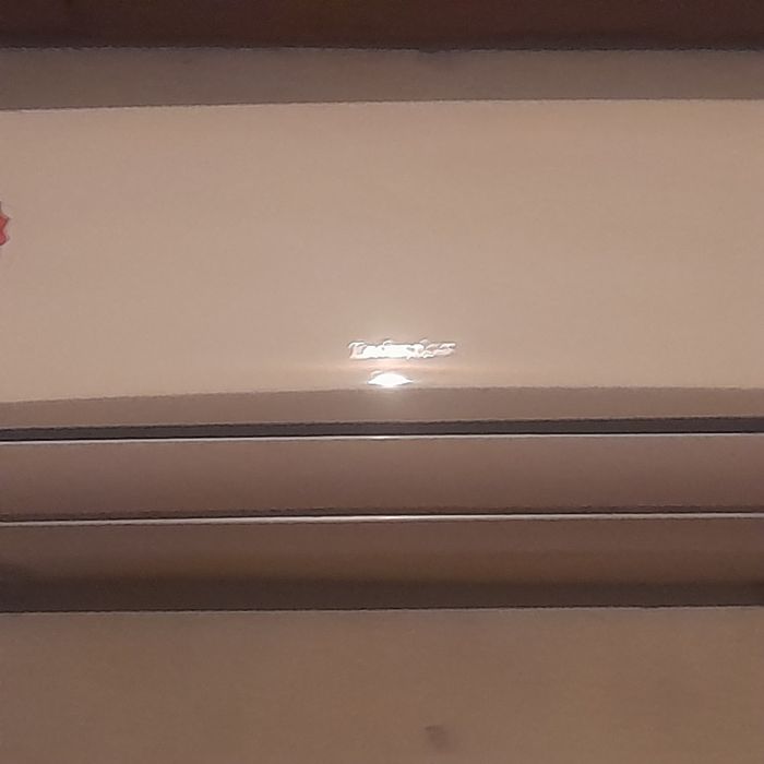 Кондиционер срочно сотилади